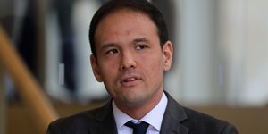 stopcovid: la france travaille sur une application smartphone