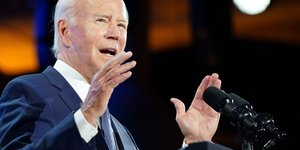 Le president americain joe biden prononce un discours a san francisco, en californie