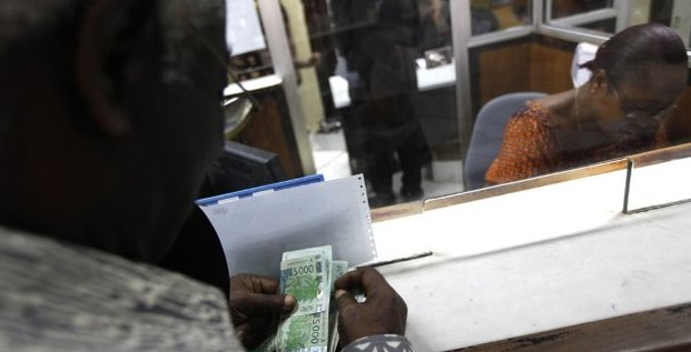 Guichet banque argent Côte d'Ivoire