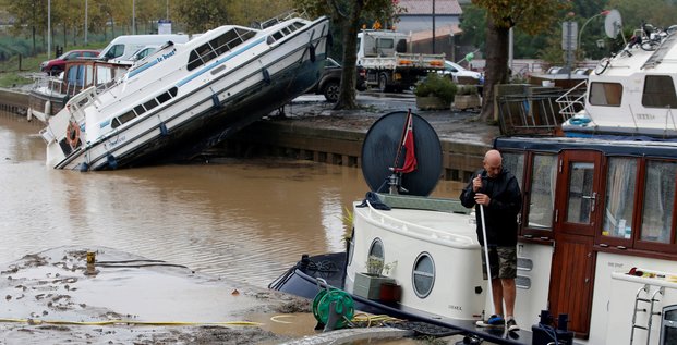 Le bilan des inondations dans l'aude s'alourdit a 14 morts