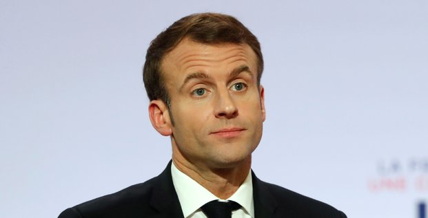 Macron promet aux maires une nouvelle methode