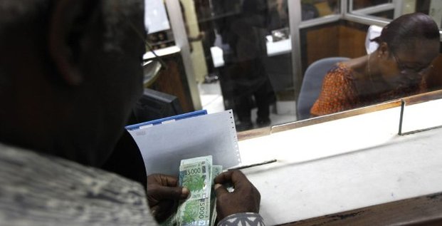 Guichet banque argent Côte d'Ivoire