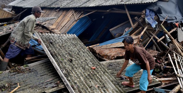 Au moins 168 morts dans un tsunami en indonesie