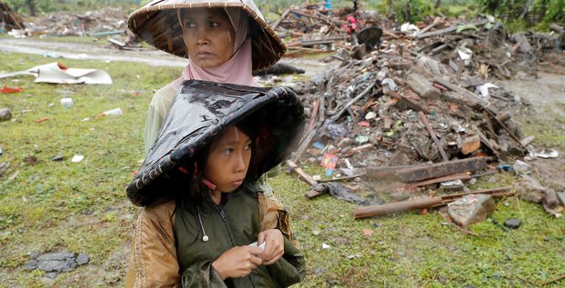 Tsunami en indonesie: les autorites craignent une nouvelle deferlante