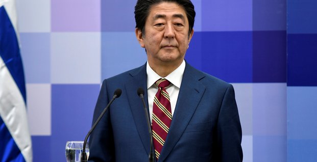 Le premier ministre japonais veut un traite de paix avec la russie