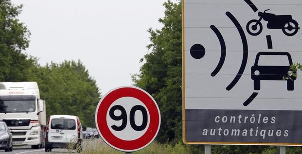France: droite et extreme droite contre les 80 km/h sur la route