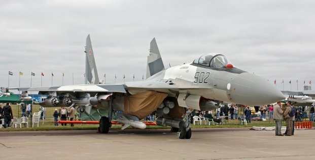 Sukhoi Su-35 avion combat armee