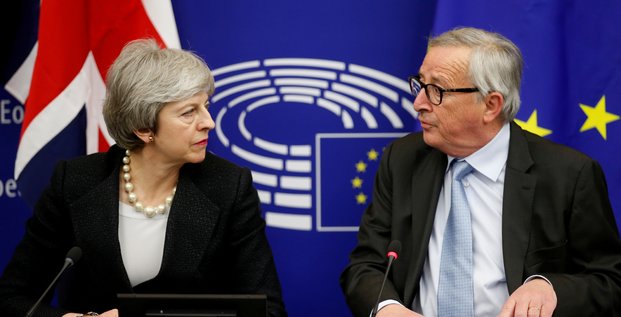 Brexit: le retrait doit avoir lieu avant le 23 mai, dit juncker