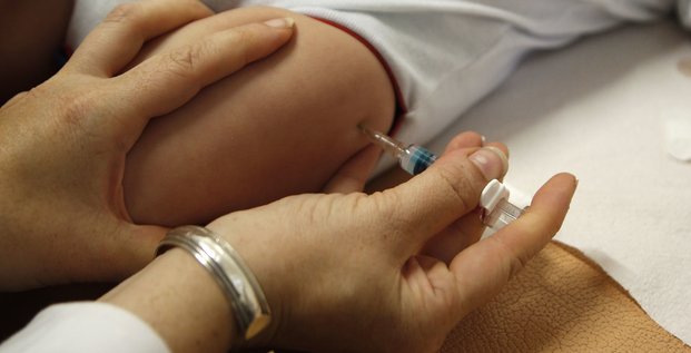 Nombre des bebes vaccines en hausse sur un an en france