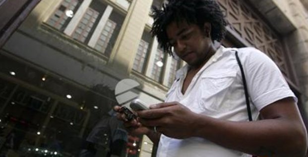 UN MILLION DE TÉLÉPHONES PORTABLES À CUBA