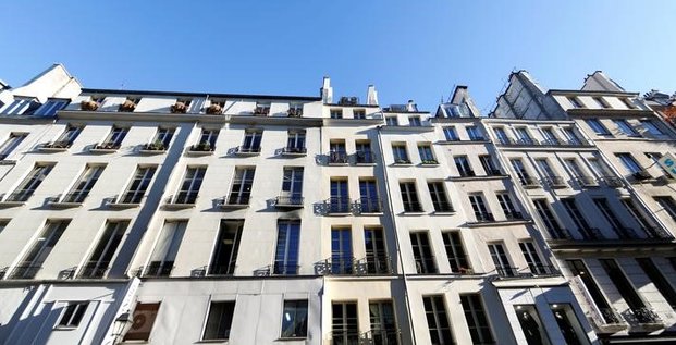 Macron invite les proprietaires a baisser les loyers de 5 euros