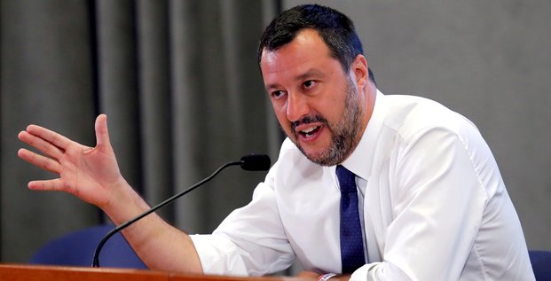 Italie: salvini promet des baisses d'impots s'il est elu