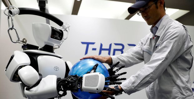 Robot humanoïde Toyota Motor Corp