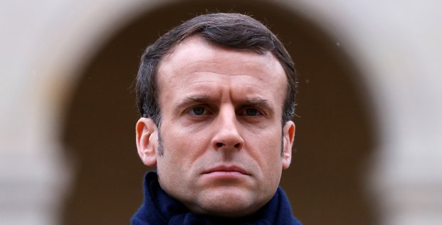 Macron annule des deplacements pour mieux se consacrer a la crise