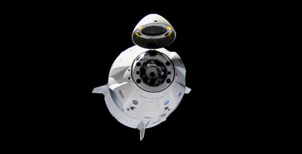 NASA SpaceX Crew Dragon Elon Musk ISS Station spatiale internationale