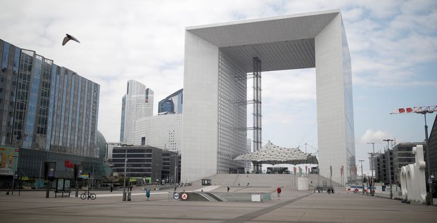 Paris-La Défense, quartier d'affaires, Puteaux, Grande Arche, confinement,