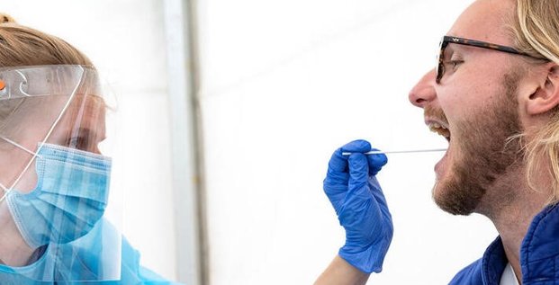 Les nouvelles contaminations au coronavirus repartent a la hausse en suede