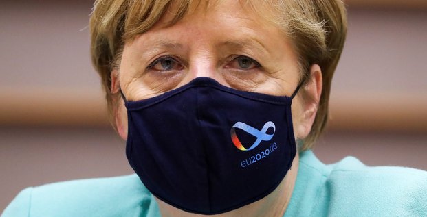 Coronavirus : Angela Merkel lors de la session plénière du Parlement européen à Bruxelles, le 8 juillet 2020