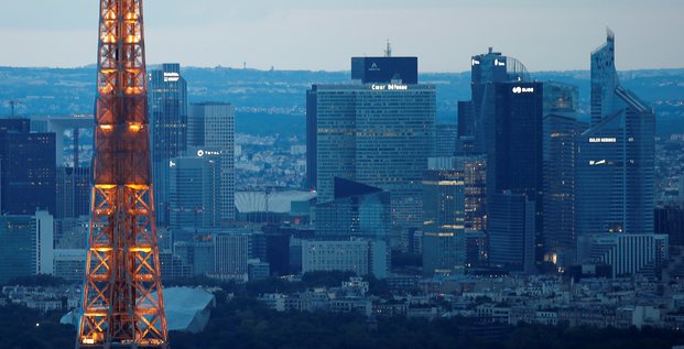 Paris detaille son plan de 100 milliards d'euros et espere relancer l'economie