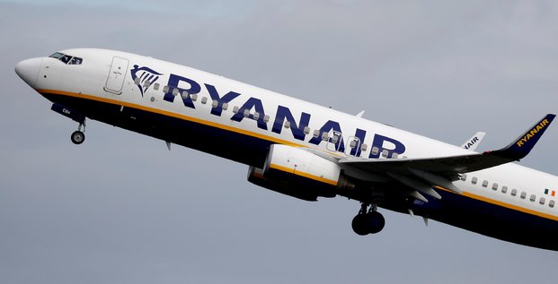 Ryanair abaisse encore sa prevision de trafic annuelle