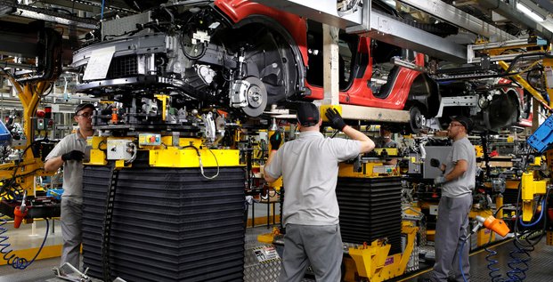 Gb: la production automobile en recul de 18% en octobre
