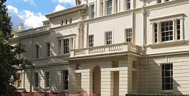 7e/ Un manoir sur l'avenue Kensington Palace Gardens, Londres (GB) - 110 millions d'euros