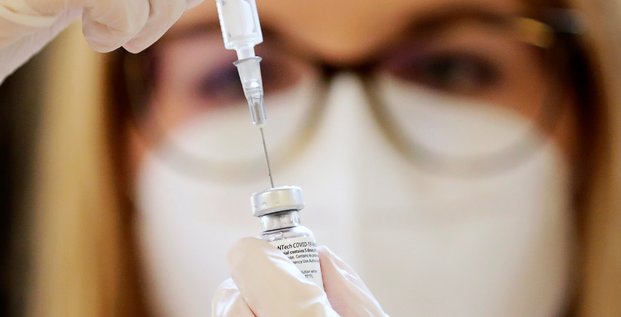 Allemagne/coronavirus: surdoses et rupture de la chaine du froid, la campagne de vaccination retardee