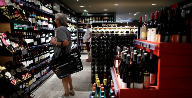 Les decisions americaines couteront plus d'un milliard d’euros a la filiere de francaise des vins et spiritueux, selon la fevs