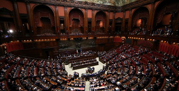 Italie: le m5s consultera ses membres une fois annonce le programme de draghi
