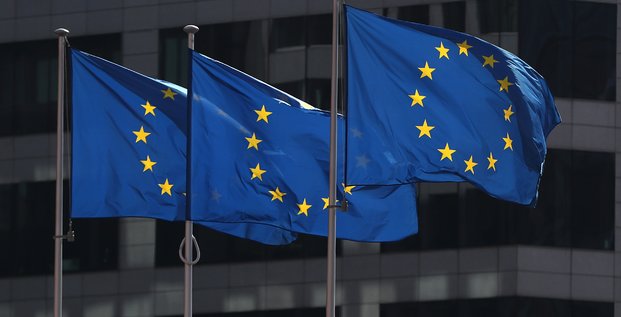 La commission europeenne abaisse sa prevision du pib en zone euro pour 2021