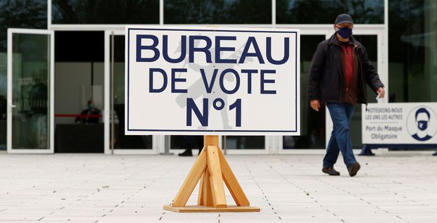Ouverture des bureaux de vote pour le premier tour des regionales