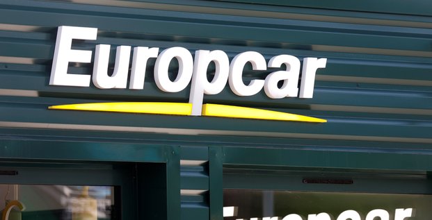 Europcar annonce un chiffre d'affaires en baisse de 50%, renonce a ses objectifs