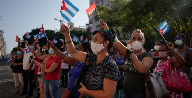 L'ue appelle cuba a liberer les manifestants detenus arbitrairement