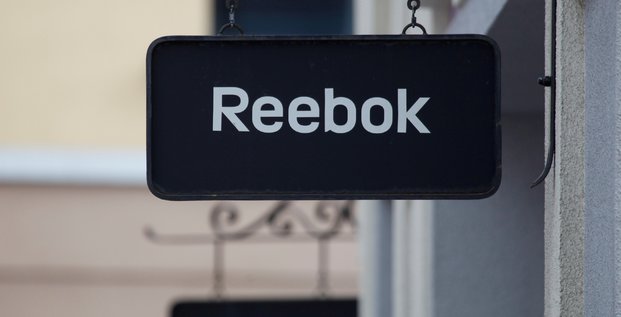 Adidas va vendre reebok a authentic brands pour jusqu'a 2,1 milliards d'euros