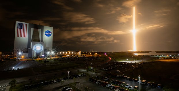 Spacex se prepare a envoyer le premier equipage civil dans l'espace
