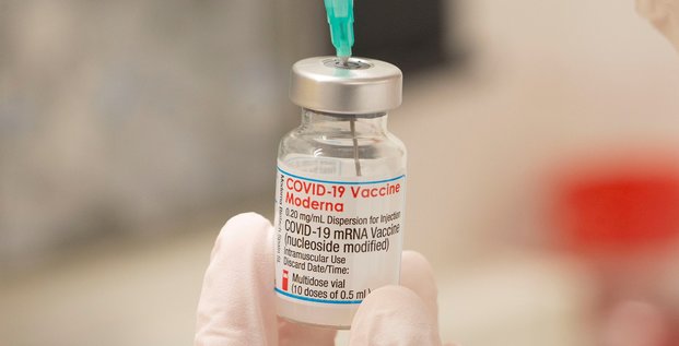 Coronavirus: moderna travaille sur un rappel dedie au variant omicron