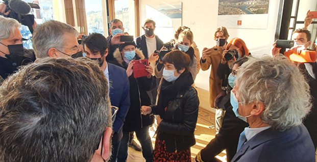 Le 16 décembre, Annick Girardin, la ministre de la Mer, a rencontré les professionnels de la filière pêche le 16 décembre 2021, à Sète.