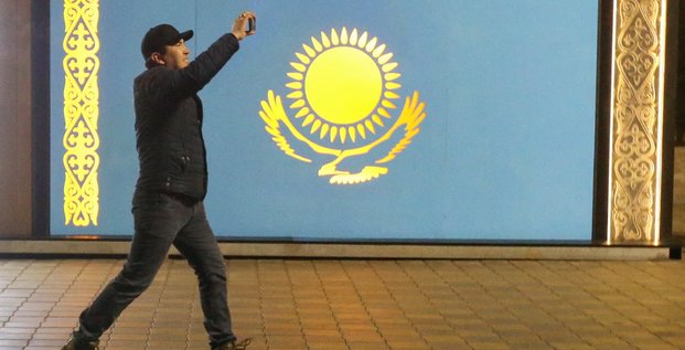 Nouveau premier ministre au kazakhstan, ou pres de 10.000 personnes ont ete arretees