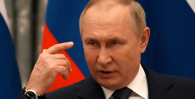 Poutine s'est engage a limiter les manoeuvres militaires, dit paris