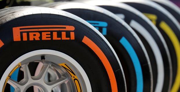 Pirelli abaisse encore sa prevision de ventes annuelles