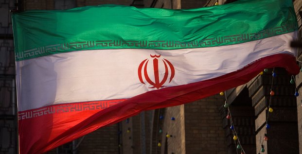 Iran: un diplomate britannique et d'autres etrangers arretes pour espionnage