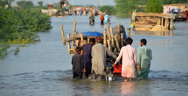 Pakistan: au moins 10 milliards de dollars de pertes a cause des inondations