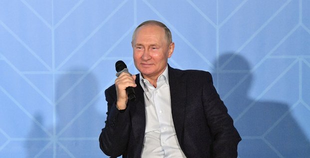 Poutine denonce des sanctions occidentales dangereuses pour le monde entier