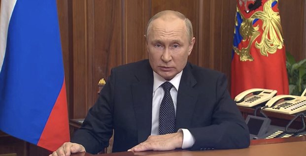 Le president russe vladimir poutine prononce un discours a moscou