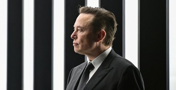 Elon musk a l'ouverture d'une usine tesla