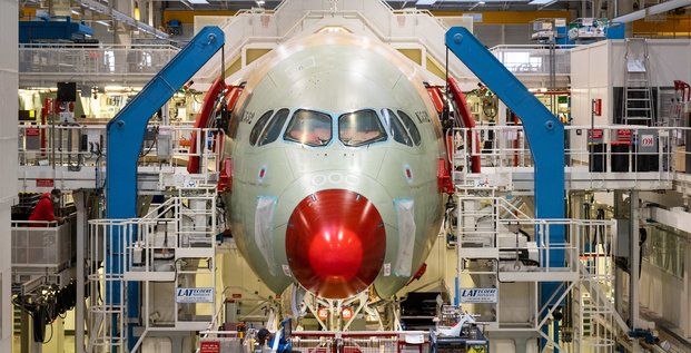 Airbus A350, assembly, titane