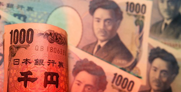 Illustration montrant des billets de banque en yens japonais
