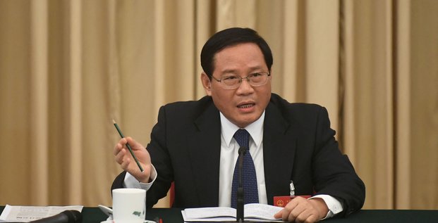 Li qiang, secretaire du parti communiste du jiangsu, s'exprime lors de la discussion de groupe des delegations du jiangsu pendant le congres national du peuple (cnp), a pekin.