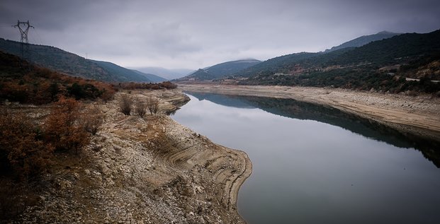 Dans les Pyrénées-Orientales, le barrage sur l’Agly, à Caramany, est encore largement en-dessous de sa côte maximale.