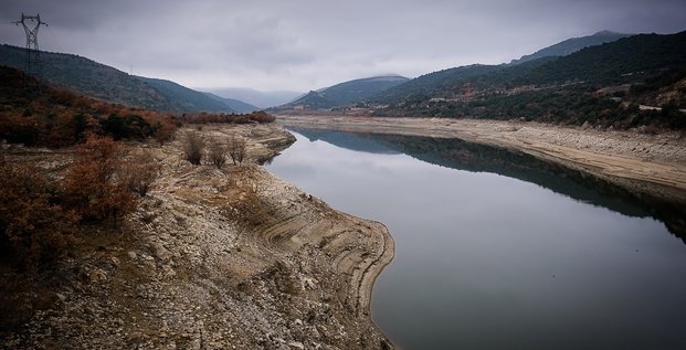 Dans les Pyrénées-Orientales, le barrage sur l’Agly, à Caramany, est encore largement en-dessous de sa côte maximale.